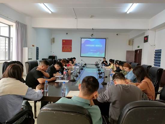 e8e98bcdc22e2076ecbd8bf053c41a3