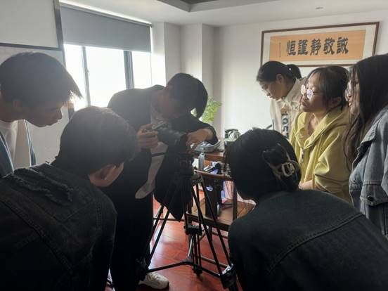 24400c63afc09c193852bb016df8408