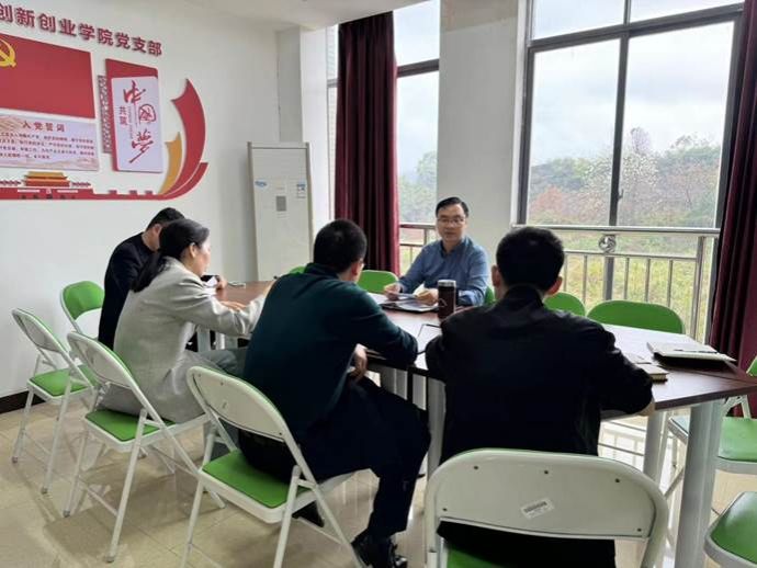 9950cbeb2c6382e4737a3867efd2c17